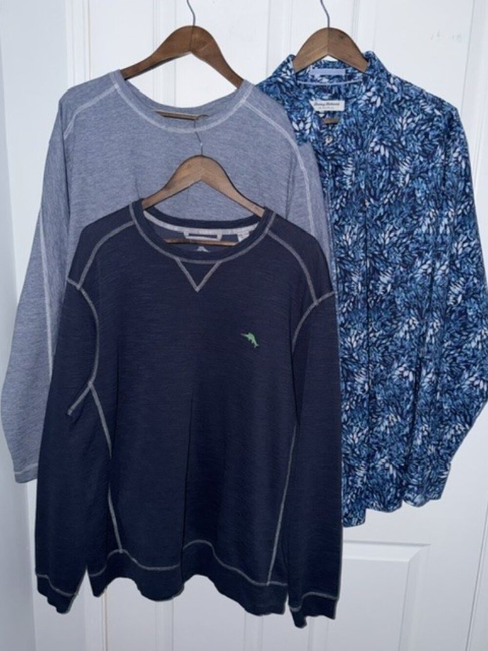 Tommy Bahama Bundle – 2 sweater and shirt